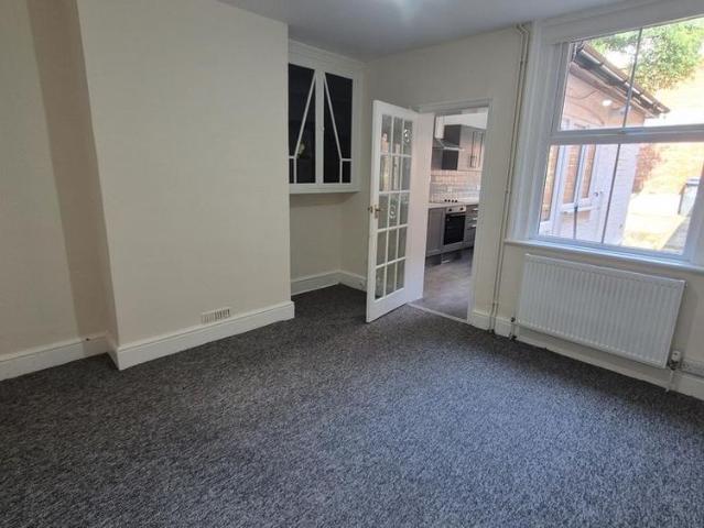 3 bedroom townhouse to rent