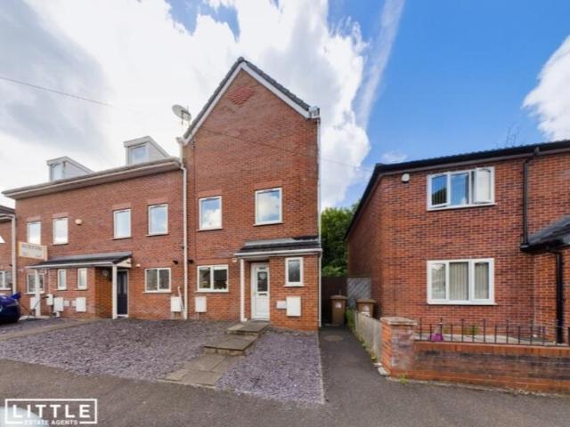 3 bedroom townhouse to rent