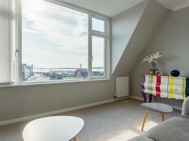3 bedroom townhouse to rent