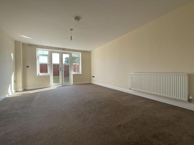 3 bedroom townhouse to rent