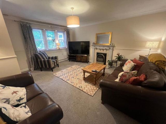 3 bedroom townhouse to rent