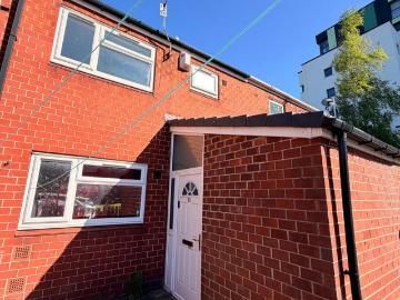 3 bedroom townhouse to rent