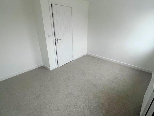 3 bedroom townhouse to rent