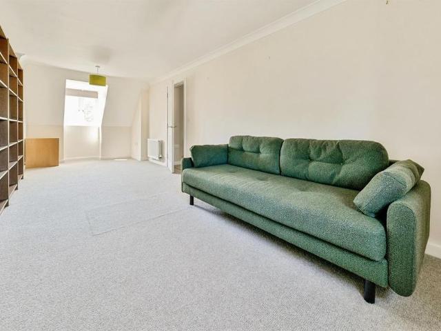 3 bedroom townhouse to rent