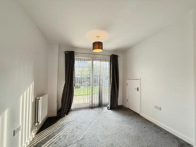 3 bedroom townhouse to rent