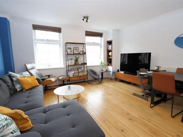 3 bedroom townhouse to rent
