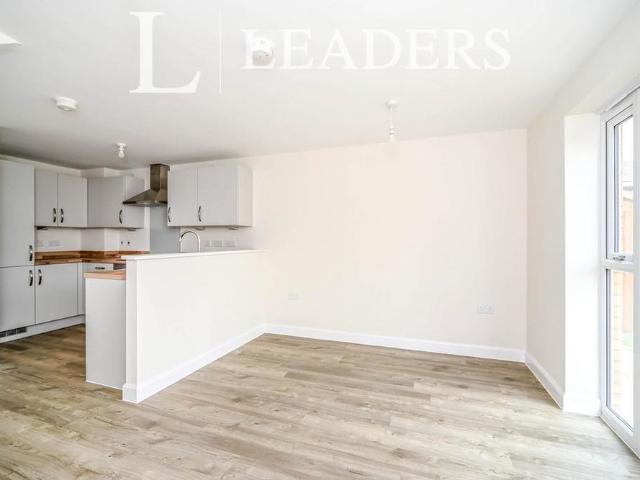 4 bedroom townhouse to rent