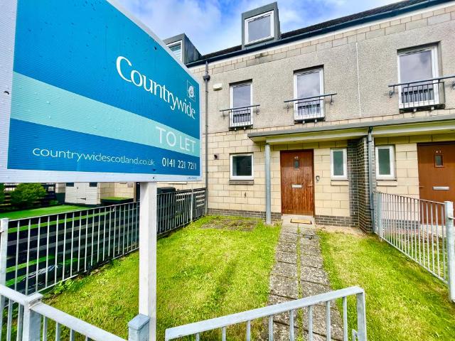 3 bedroom townhouse to rent