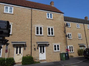 3 bedroom townhouse to rent