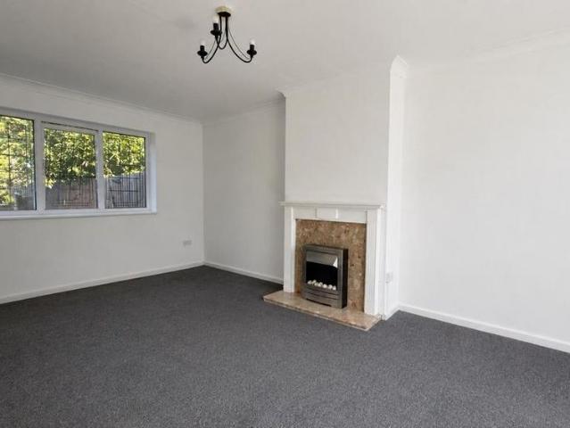 3 bedroom townhouse to rent