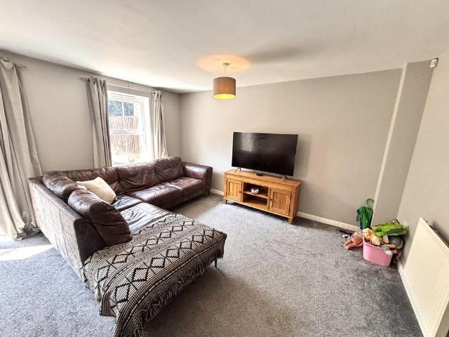 3 bedroom townhouse to rent