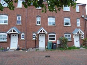 3 bedroom townhouse to rent