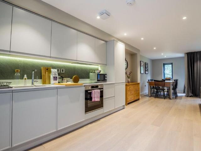 3 bedroom townhouse to rent