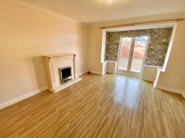 3 bedroom townhouse to rent