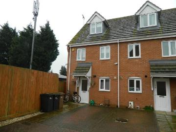 3 bedroom townhouse to rent