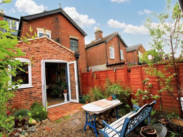 3 bedroom townhouse to rent