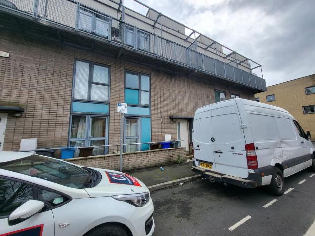 3 bedroom townhouse to rent