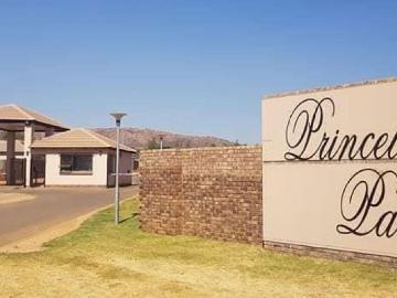 3 Bedroom Townhouse to Rent at Princeton Park!