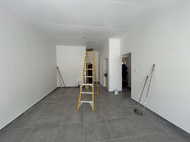 3 Bedroom Townhouse To Rent in Constantia Kloof