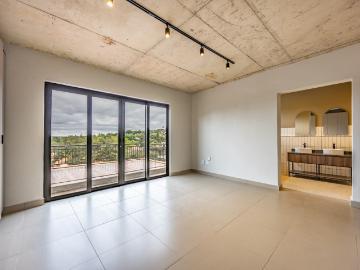 3 Bedroom Townhouse To Rent in Constantia Park