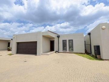 Carlswald, City of Ekurhuleni Metropolitan Municipality, Gauteng, South Africa
