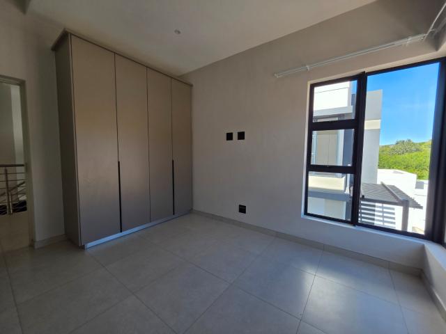 3 Bedroom Townhouse To Rent in Cashan