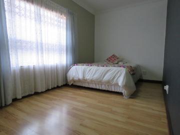 Townhouse to rent in Dan Pienaarville - Garden