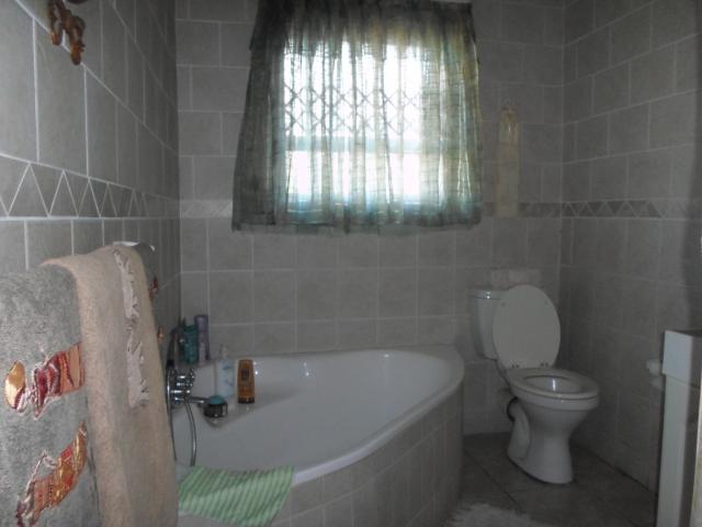 3 Bedroom Townhouse To Rent in Arboretum
