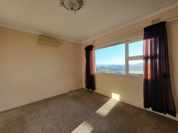 3 Bedroom Townhouse To Rent in Athlone Park