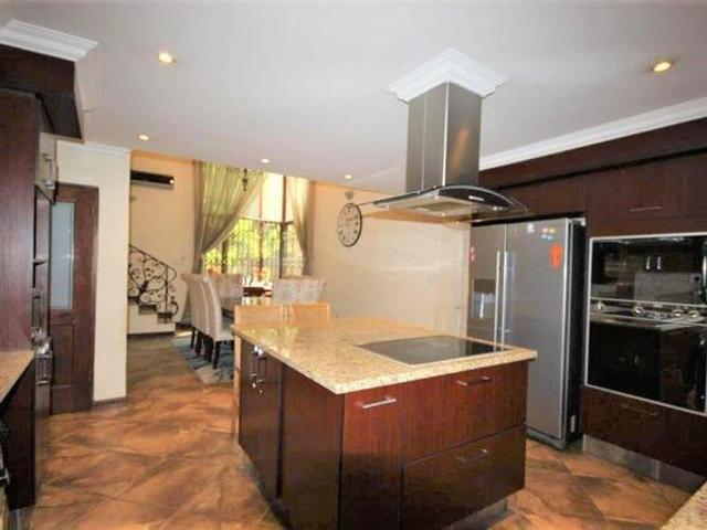 3 Bedroom Townhouse to Rent in Barbeque Downs