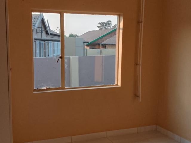 3 Bedroom Townhouse To Rent in Ben Fleur