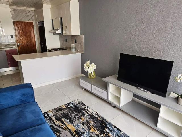 3 Bedroom Townhouse To Rent in Bendor