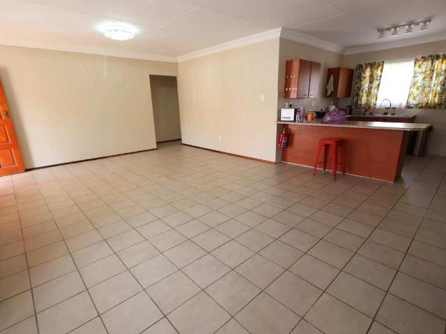 3 Bedroom Townhouse to Rent in Bendor