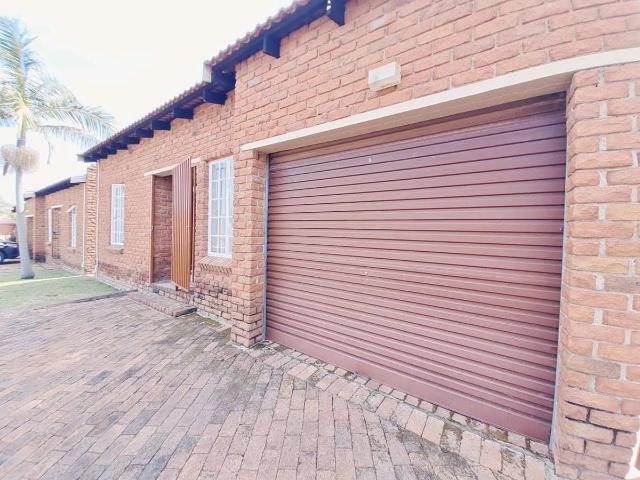3 Bedroom Townhouse to Rent in Bendor