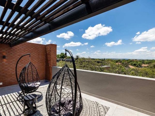 3 Bedroom Townhouse to Rent in Brooklyn