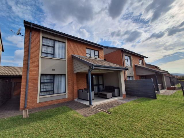 3 Bedroom Townhouse To Rent in Derdepoort