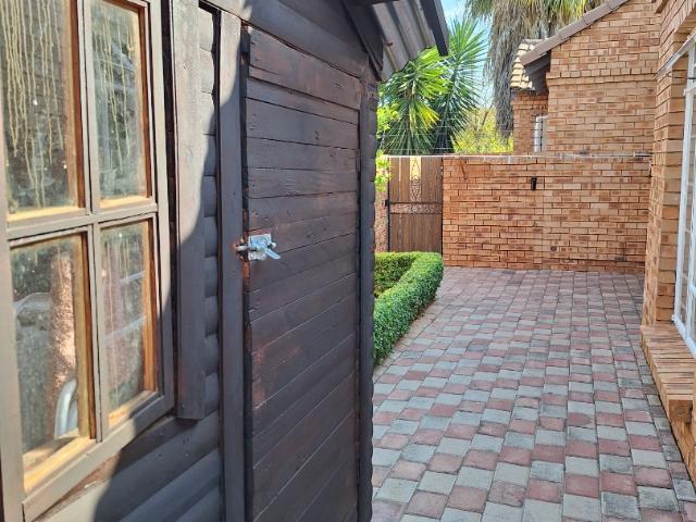 3 Bedroom Townhouse To Rent in Equestria