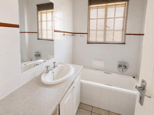 3 Bedroom Townhouse To Rent in Erasmuskloof