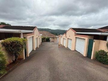 3 Bedroom Townhouse To Rent in Escombe