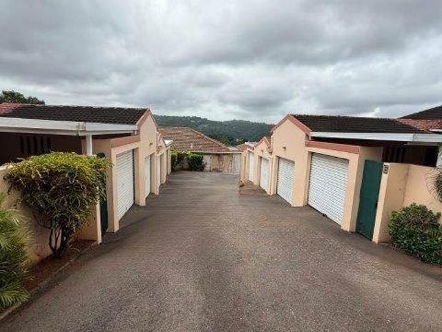 3 Bedroom Townhouse To Rent in Escombe