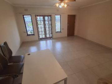 3 Bedroom Townhouse To Rent in Escombe