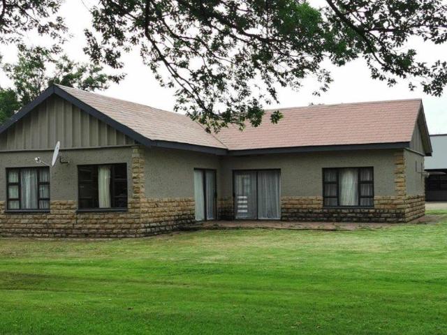 3 Bedroom Townhouse to Rent in Eureka