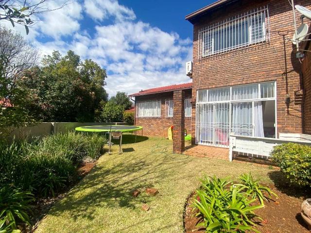 3 Bedroom Townhouse to Rent in Faerie Glen