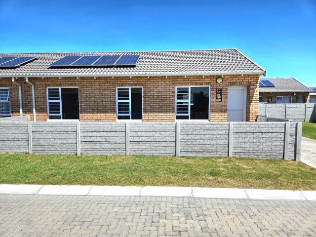3 Bedroom Townhouse To Rent in Fairview