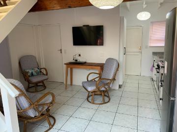 Townhouse to rent in Vulamehlo Local Municipality - Air conditioning