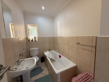 3 Bedroom Townhouse To Rent in Hoeveld Park
