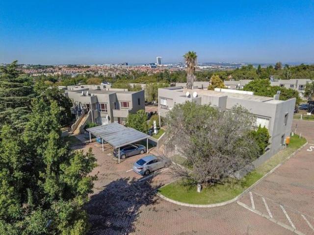 3 Bedroom Townhouse to Rent in Halfway Gardens