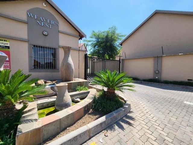 3 Bedroom Townhouse to Rent in Halfway Gardens