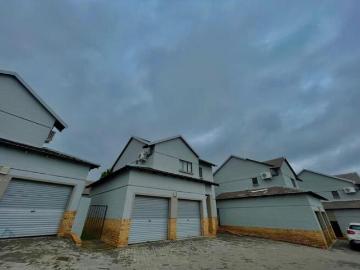 3 Bedroom Townhouse to Rent in Halfway Gardens