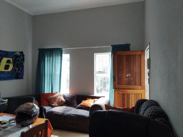 3 Bedroom Townhouse To Rent in Heidelberg Central